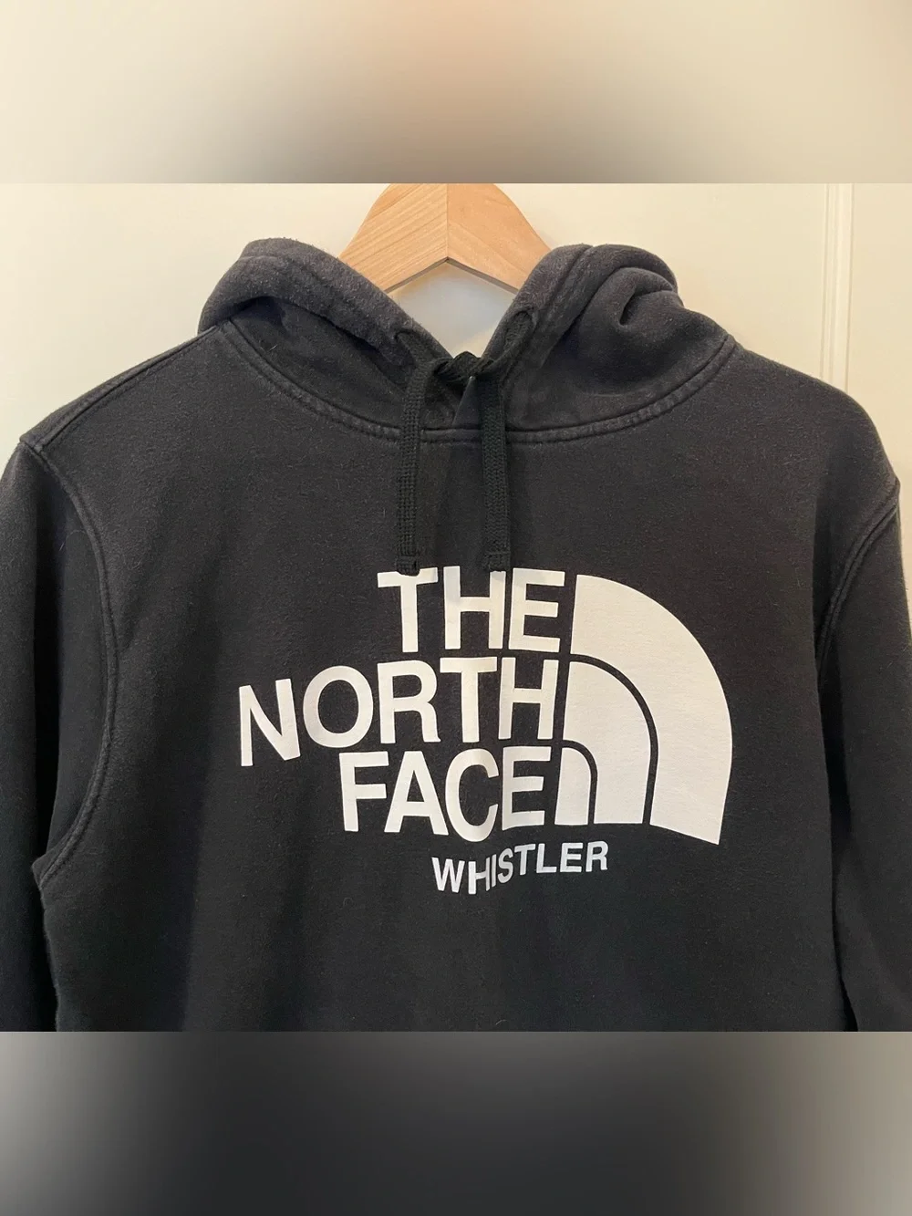 The North Face Whistler Hoodie Men’s Medium Black Logo Pullover